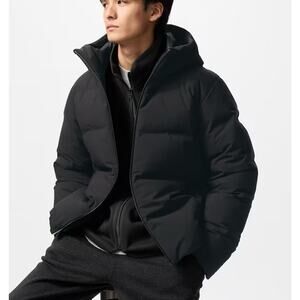 Uniqlo Jacket Mens Small Black Puffer Down Quilted Parka Coat Full Zip Insulated